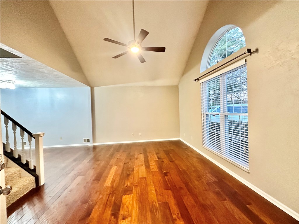 107 Overview Dr