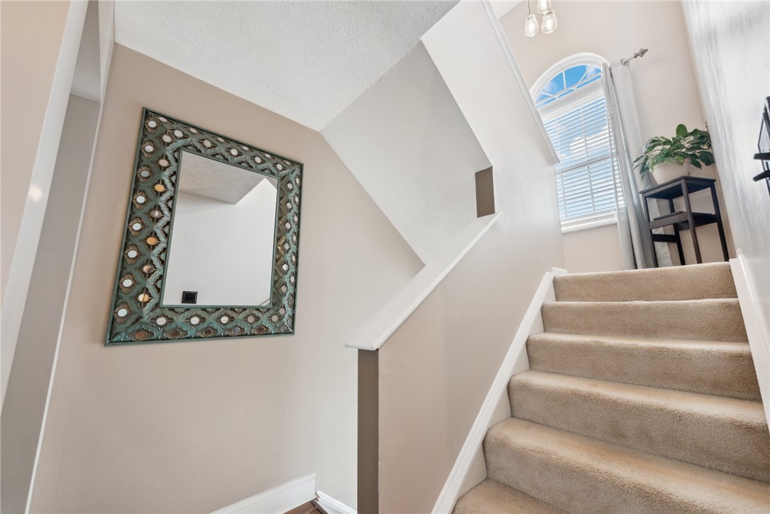 106 Manor View Dr