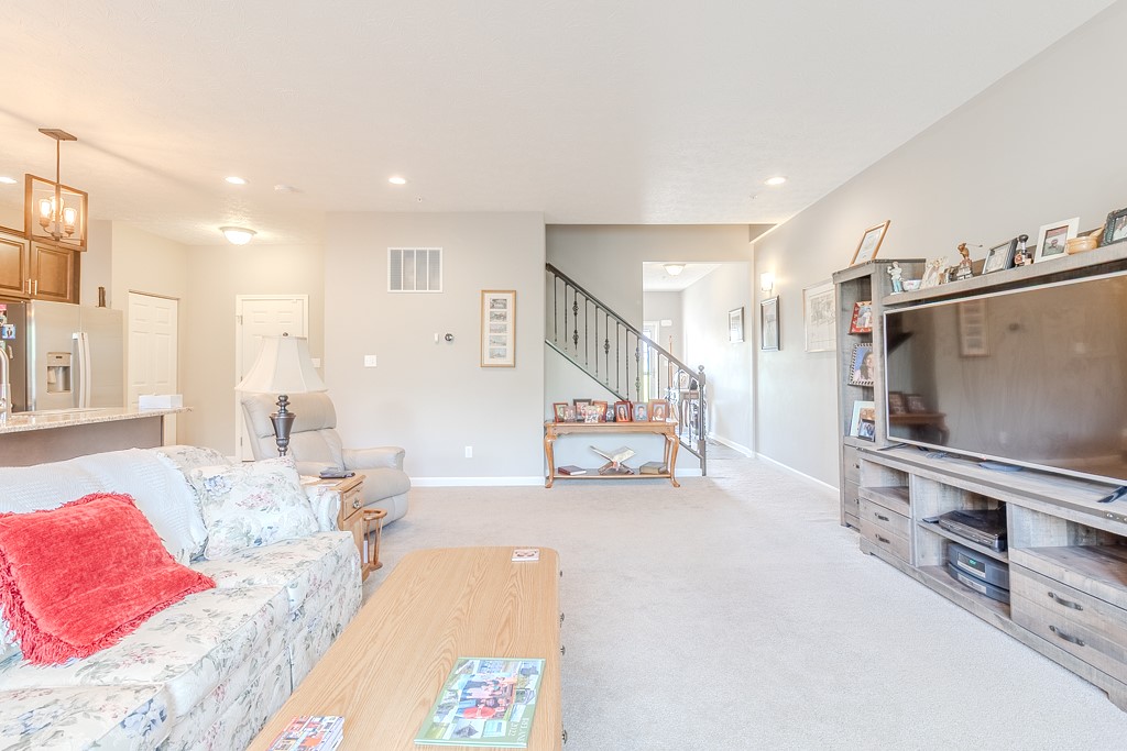 6478 Lindsey Ln