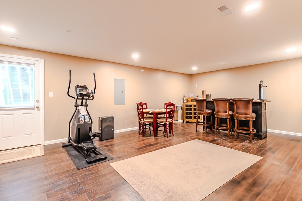 6478 Lindsey Ln