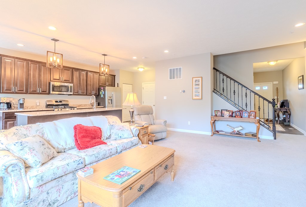 6478 Lindsey Ln
