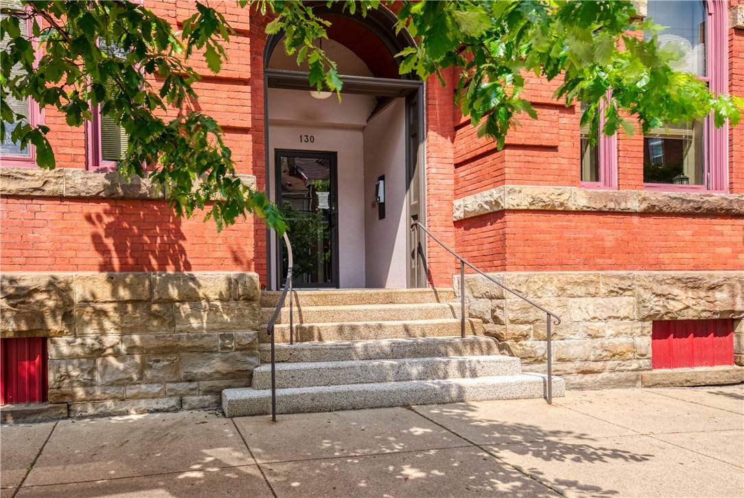 130 S 22nd St 2C