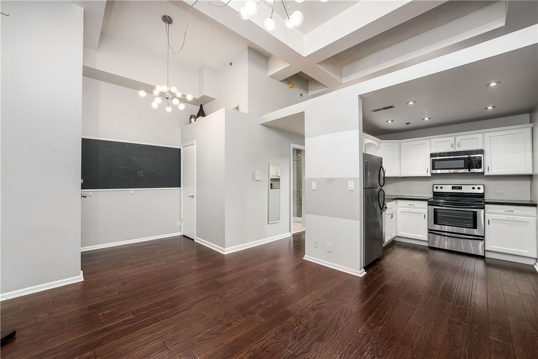 130 S 22nd St 2C