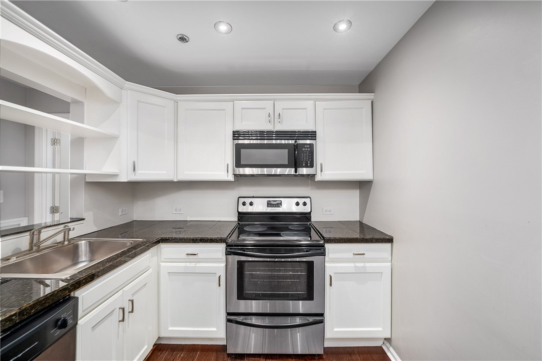 130 S 22nd St 2C