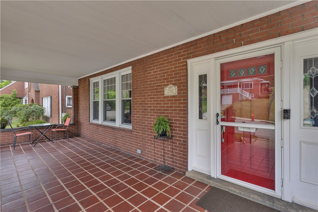 202 Tremont Ave