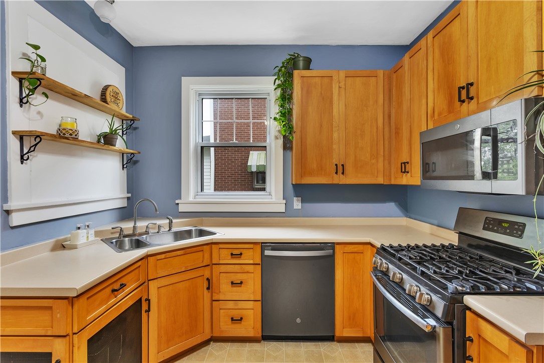202 Tremont Ave