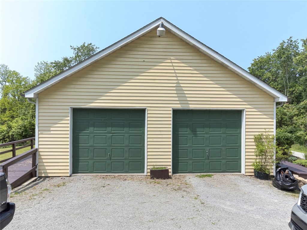 228 Wolfe Lane