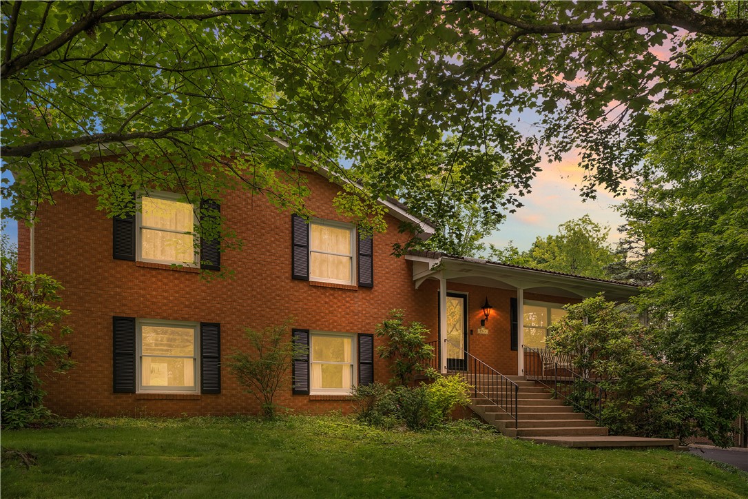 2344 Mount Vernon Avenue