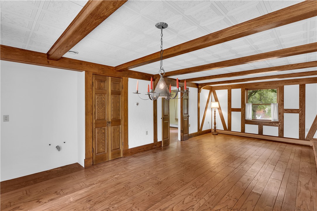 2344 Mount Vernon Avenue