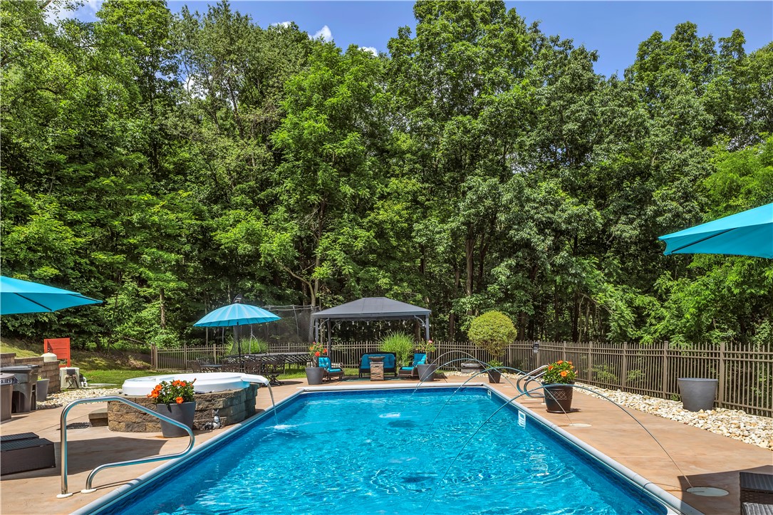 245 Shaw Ct.