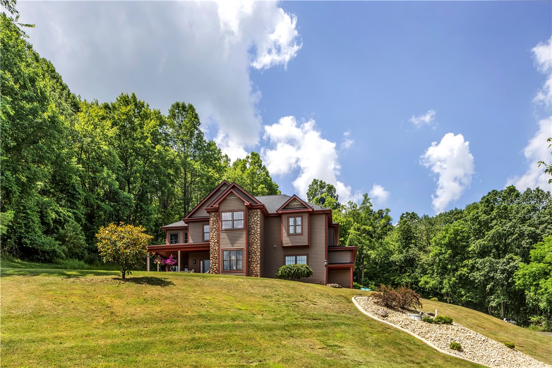 245 Shaw Ct.