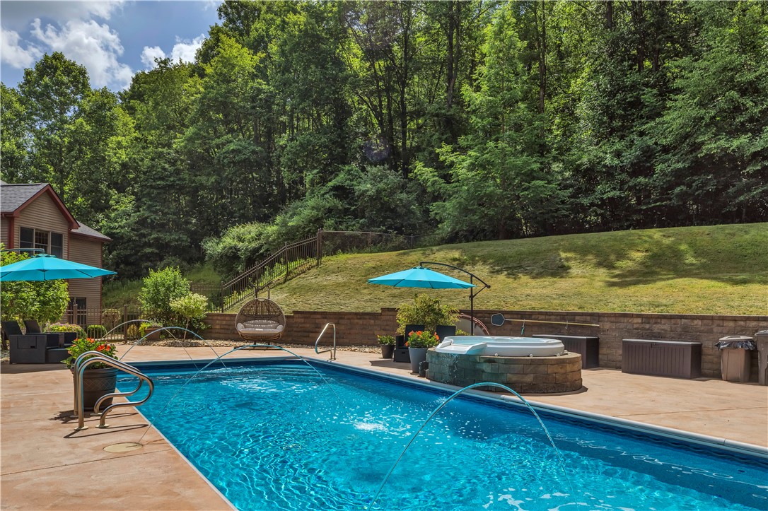 245 Shaw Ct.
