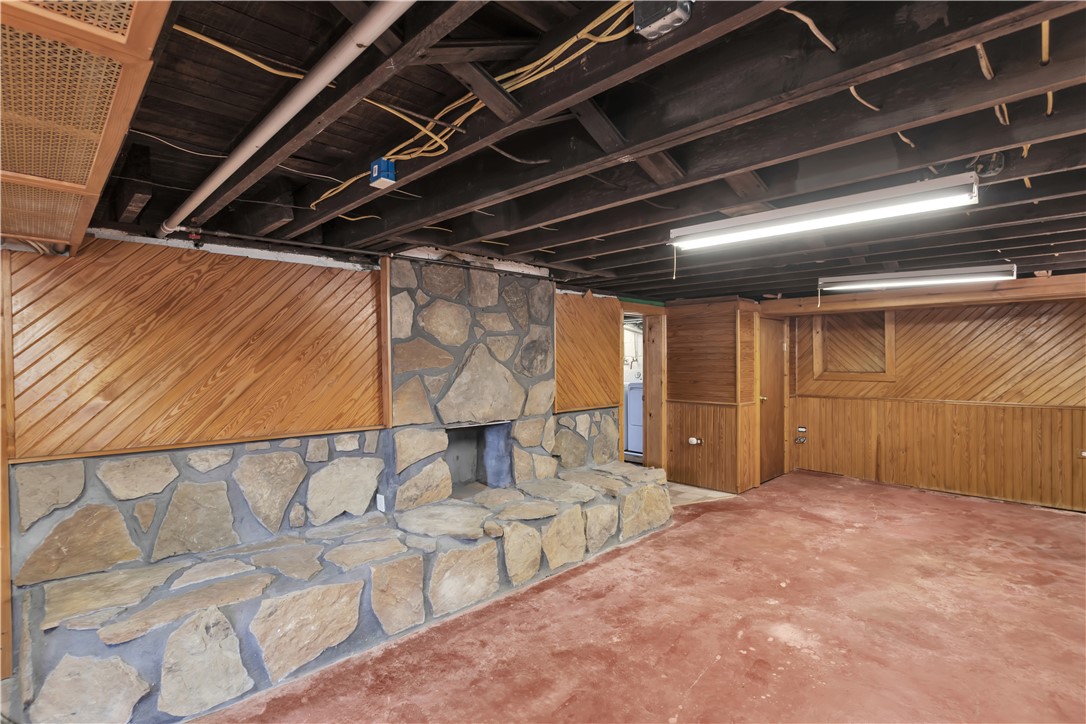 1206 Loucks