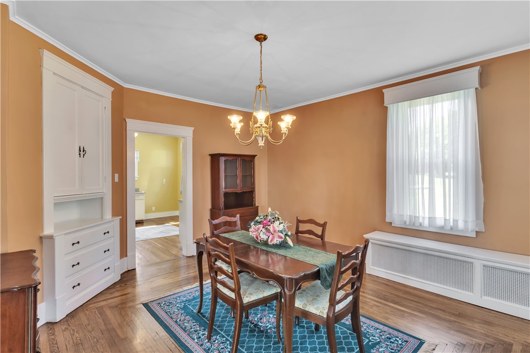 1206 Loucks