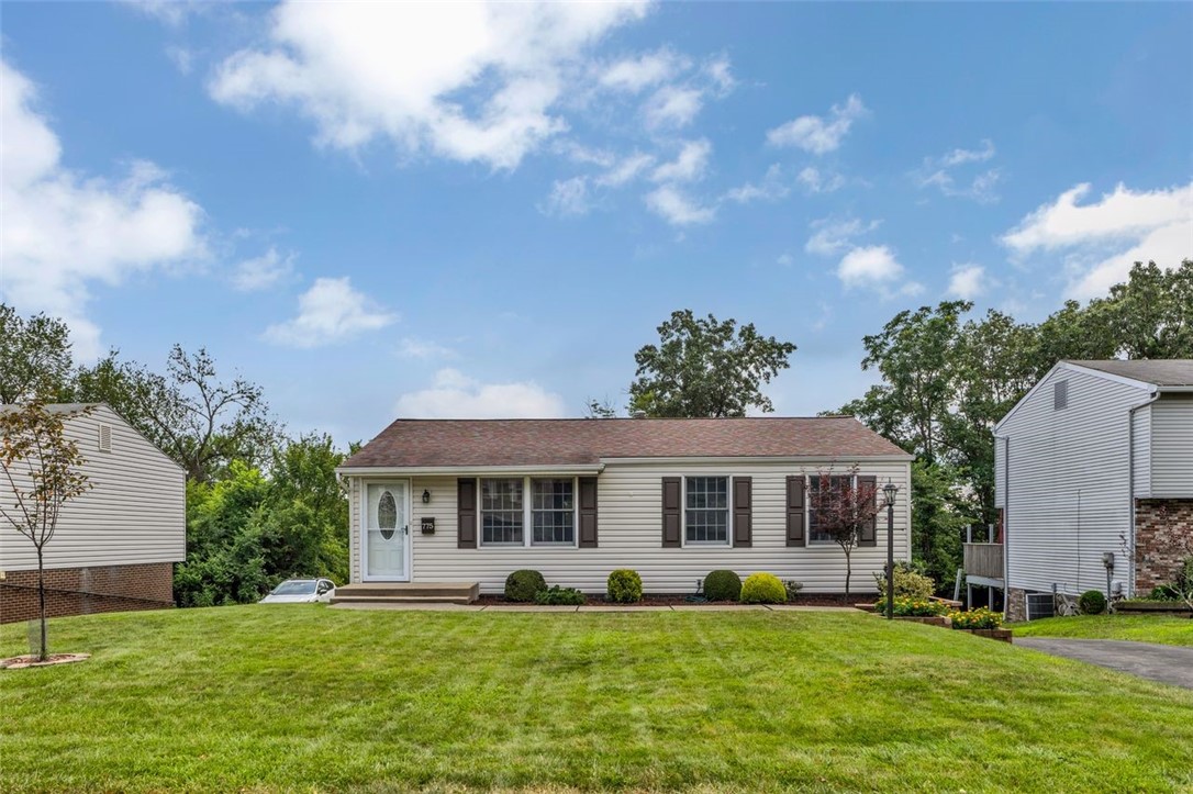 775 Illini Dr