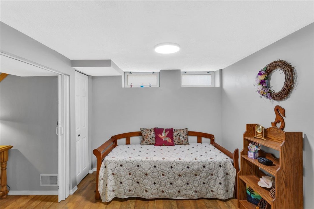 775 Illini Dr