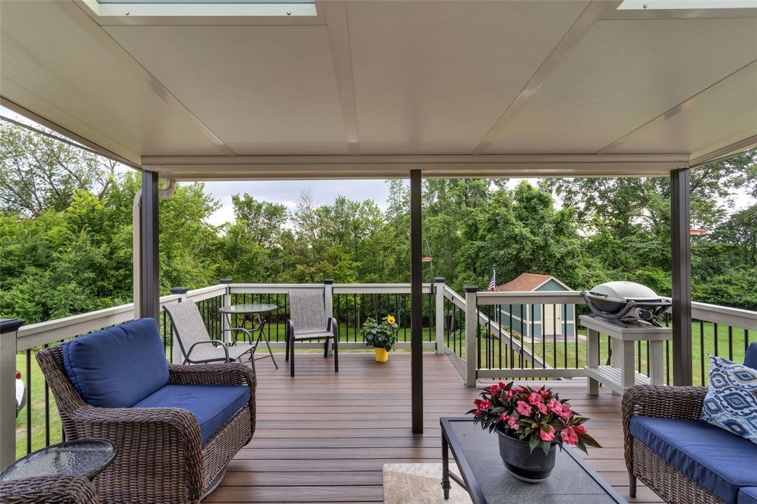 775 Illini Dr