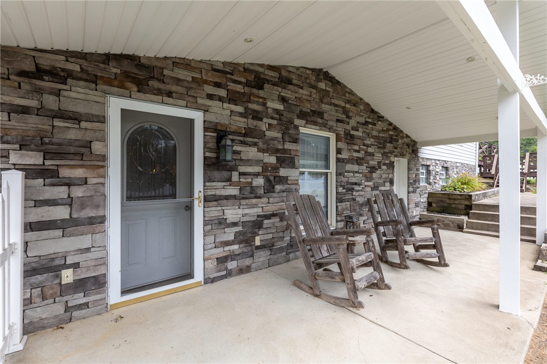 502 Herminie Rd
