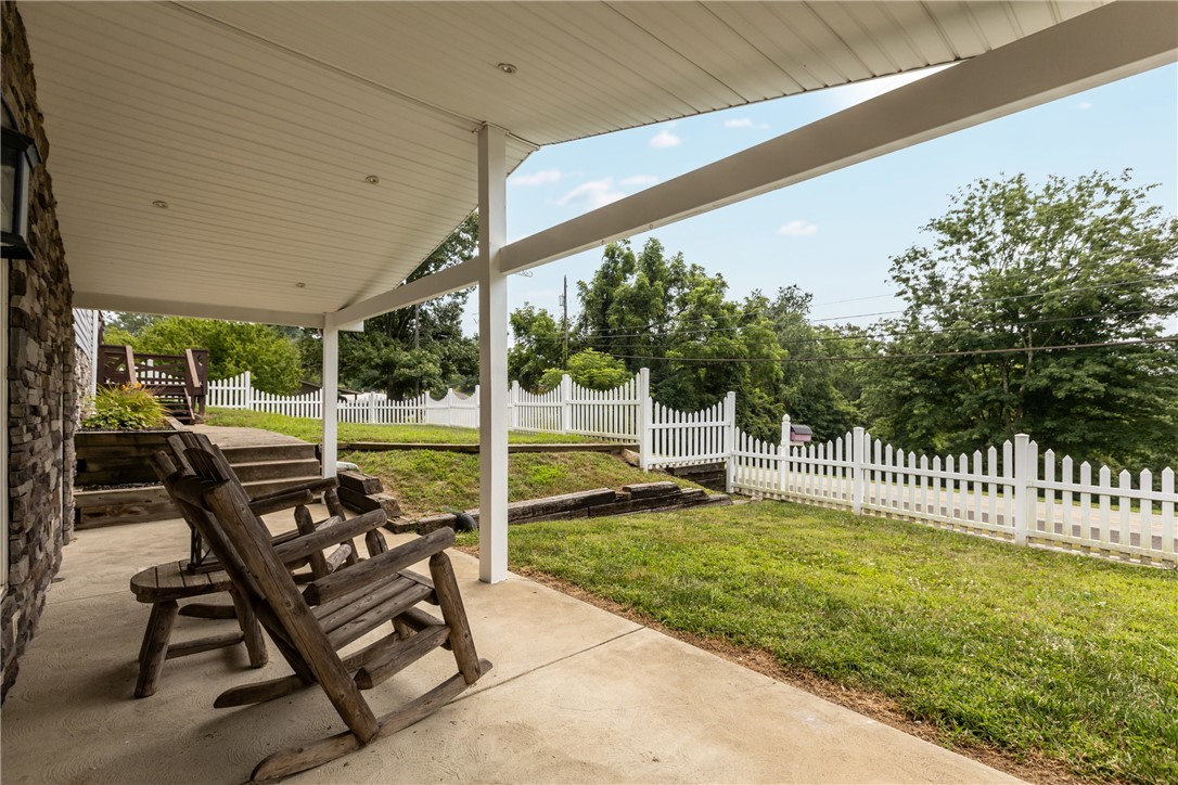 502 Herminie Rd