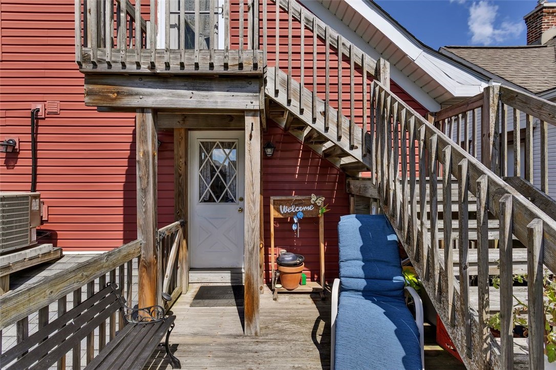 504 Alexander St