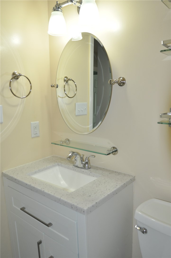 403 Hunt Club Dr