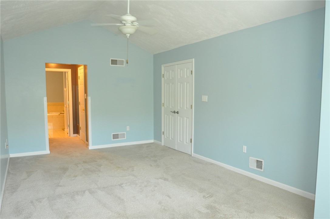 403 Hunt Club Dr