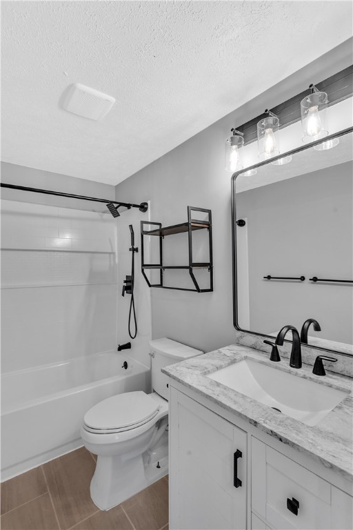 305 HOPI DRIVE