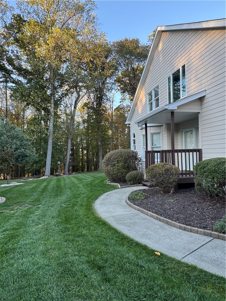 104 POINT VIEW COURT