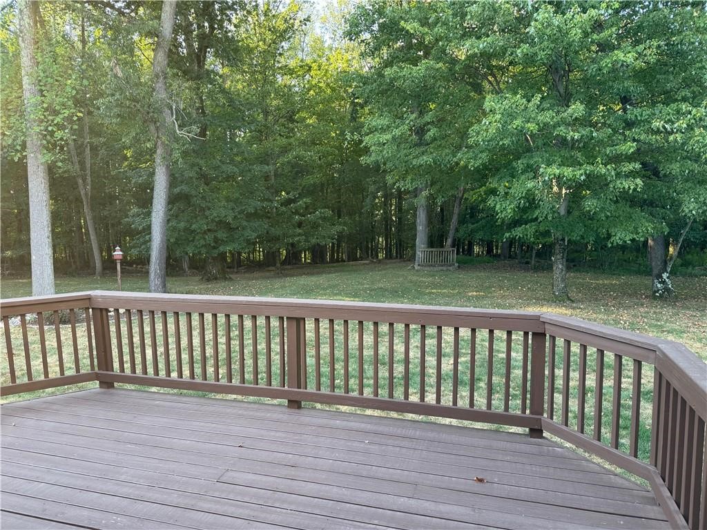 104 POINT VIEW COURT