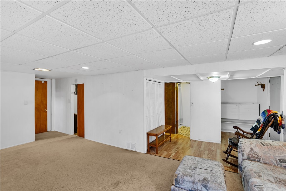 911 QUAKER DR.