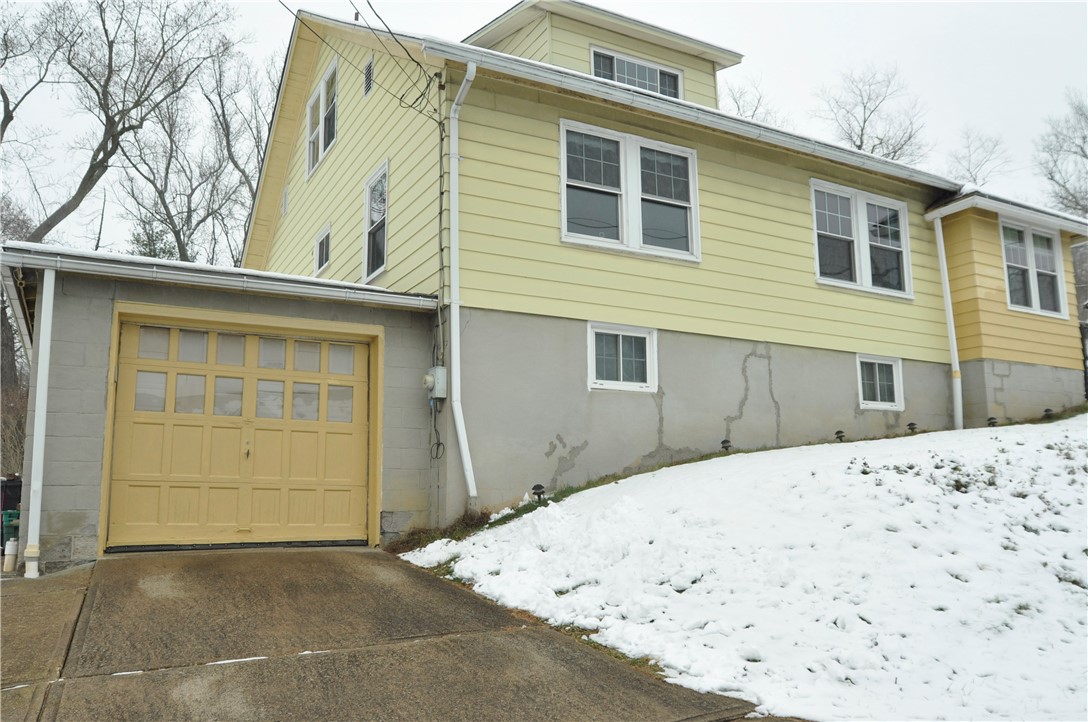 1032 Evergreen Ave