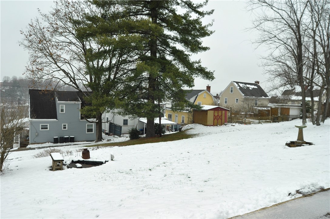 1032 Evergreen Ave