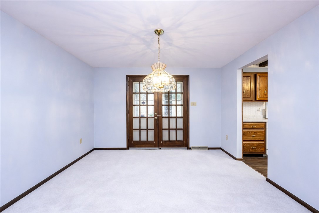 237 MELROSE DRIVE