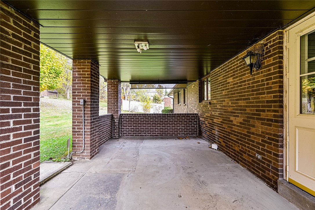 237 MELROSE DRIVE