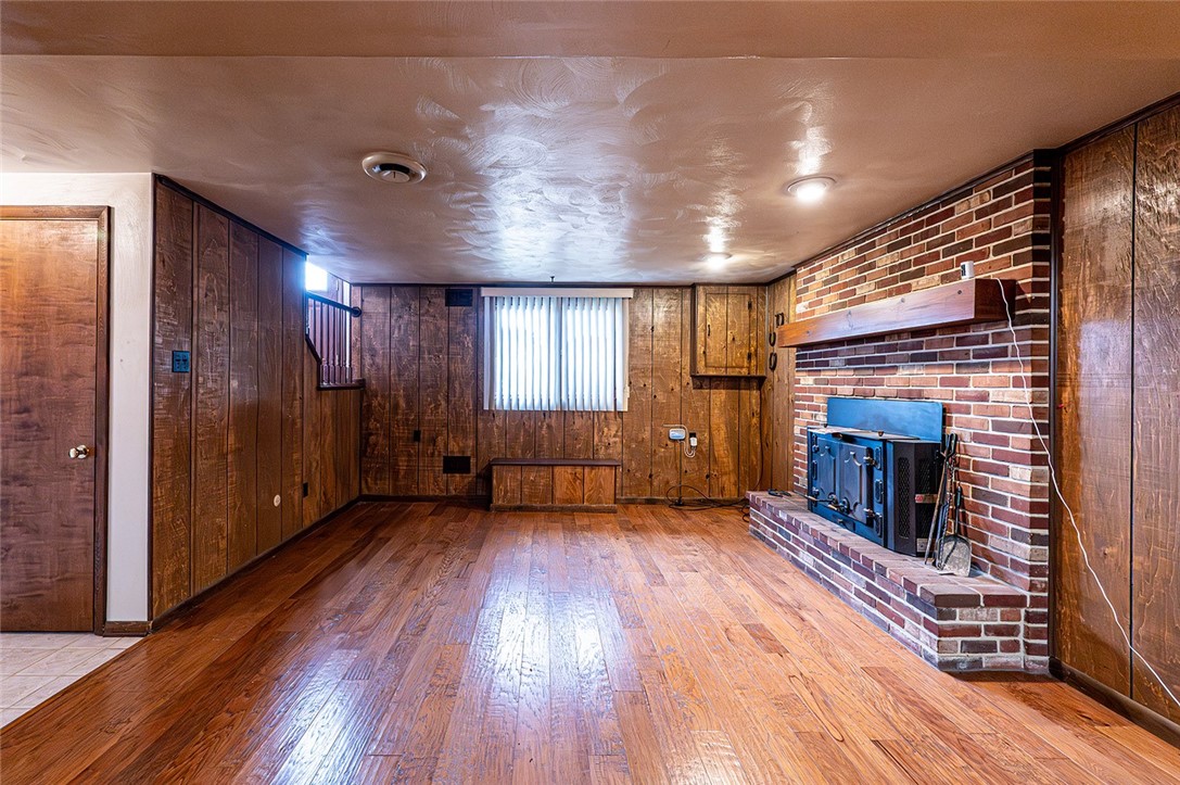 237 MELROSE DRIVE