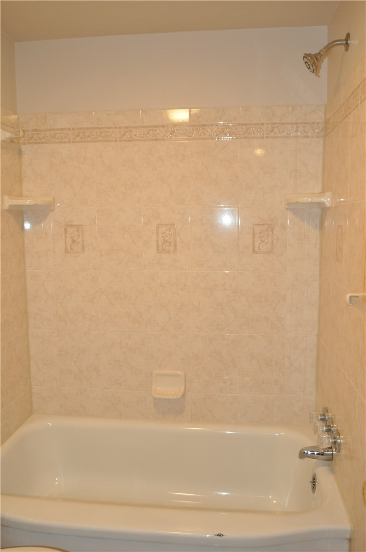 336 Glencoe Dr.