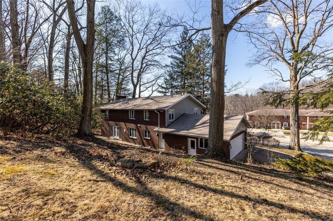 742 Cabin Hill Drive