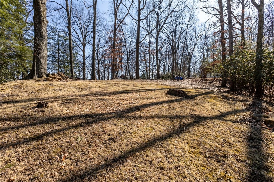 742 Cabin Hill Drive