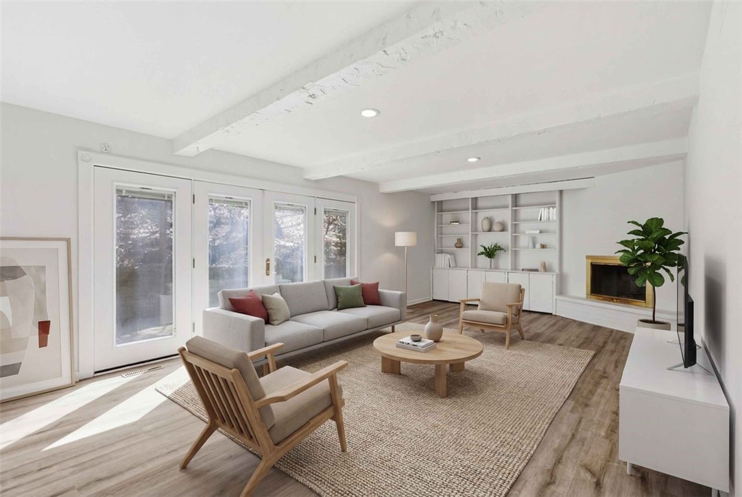 742 Cabin Hill Drive