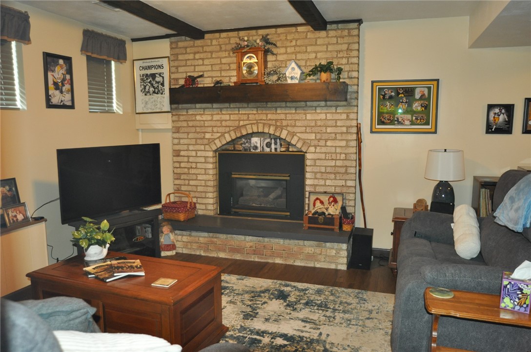 4048 Briarwood Dr.