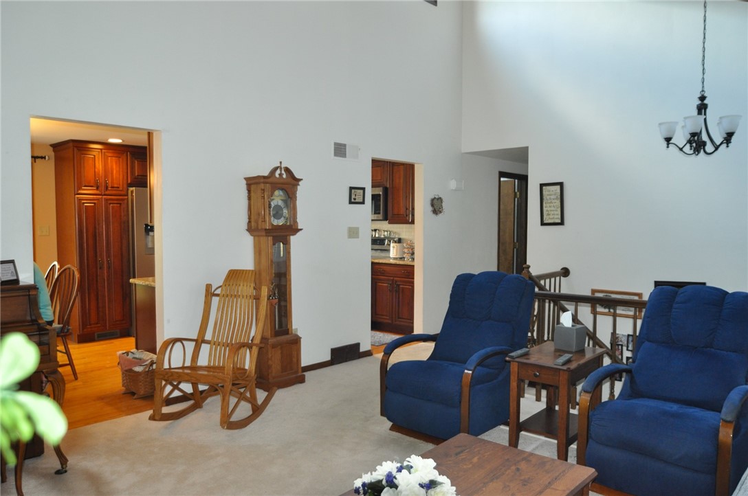 4048 Briarwood Dr.