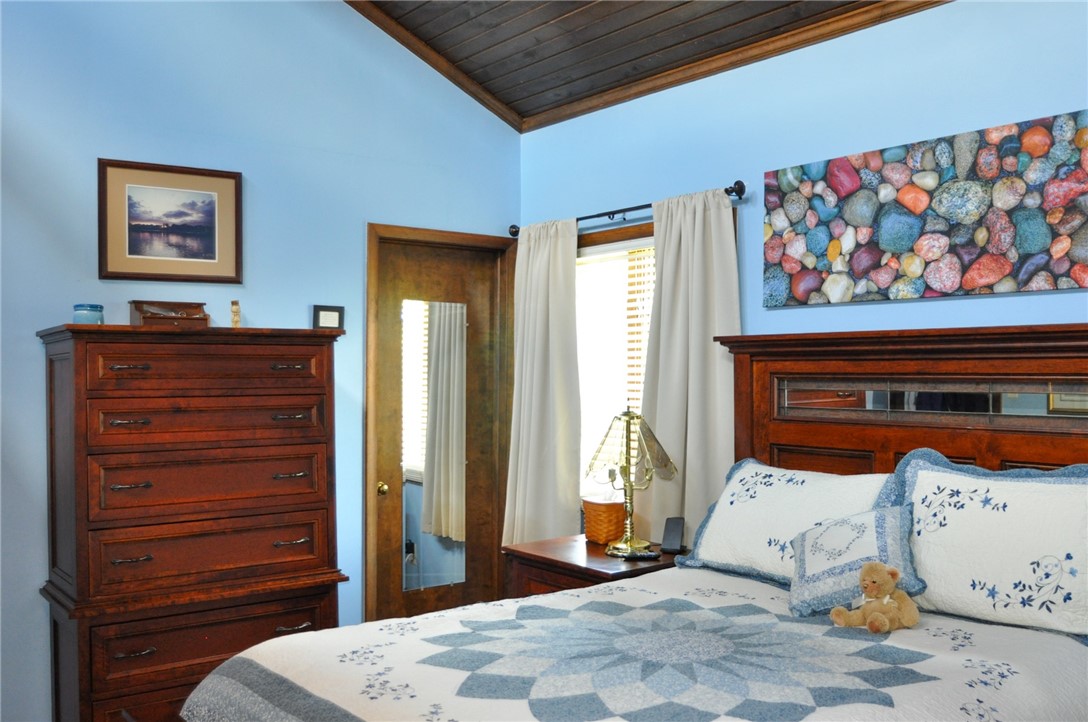 4048 Briarwood Dr.