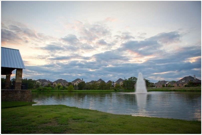 9233 Pecan Woods Trail