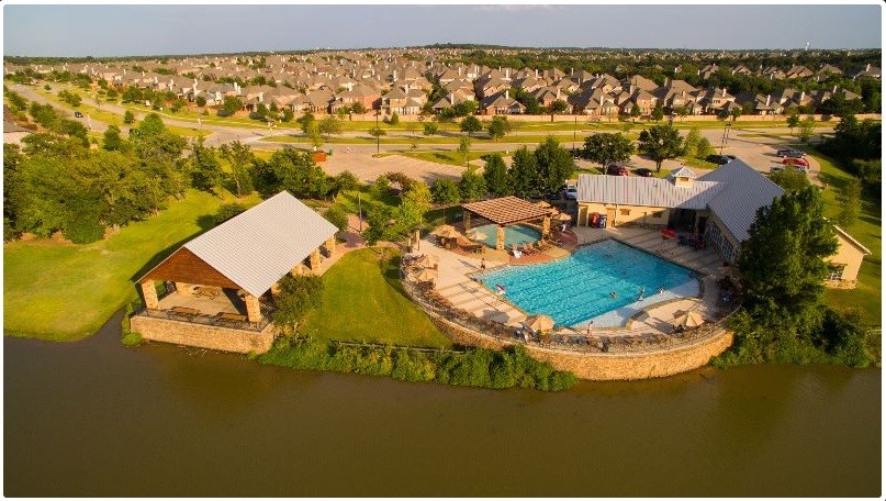 9233 Pecan Woods Trail