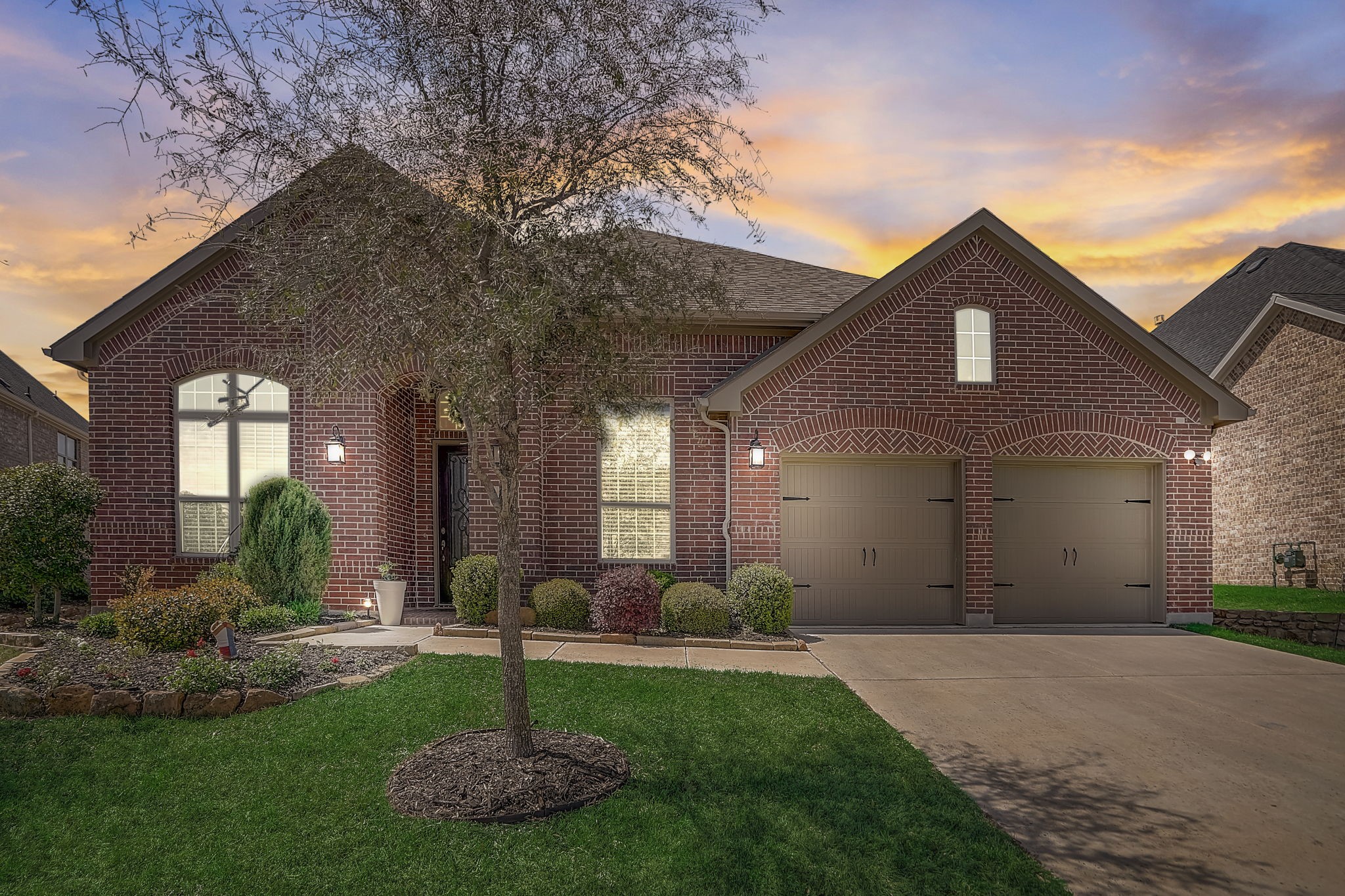 9233 Pecan Woods Trail