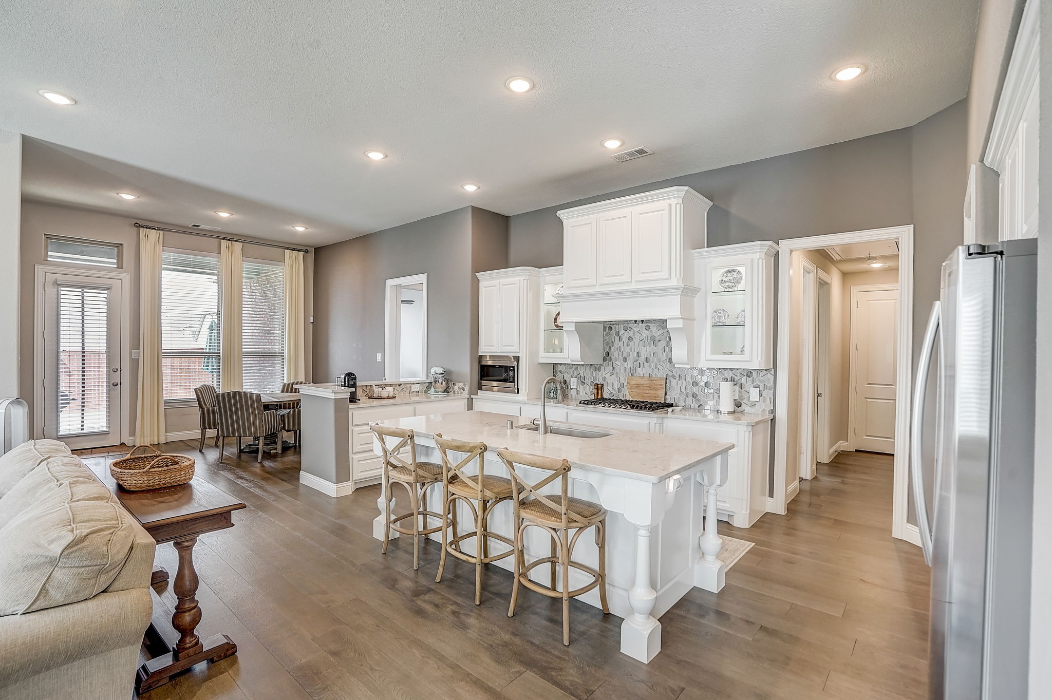 9233 Pecan Woods Trail
