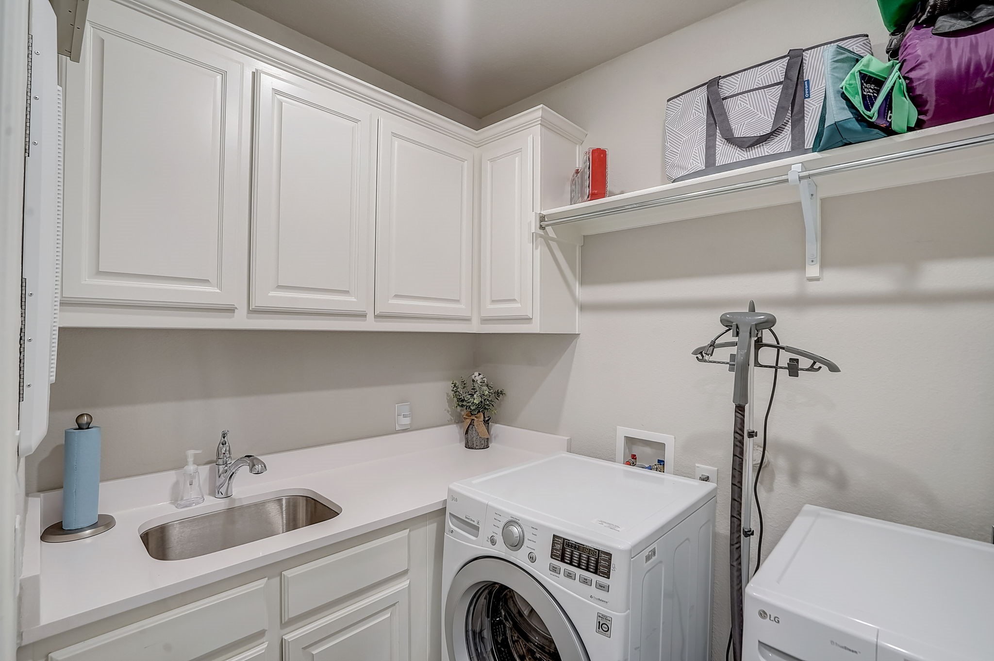 9233 Pecan Woods Trail
