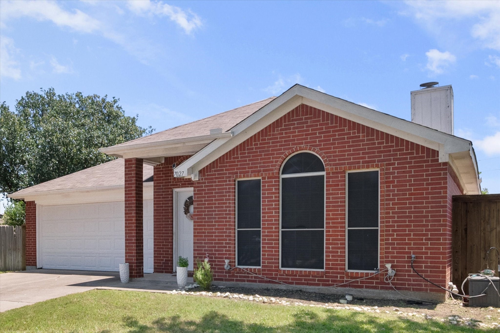 7027 Snowivy Court