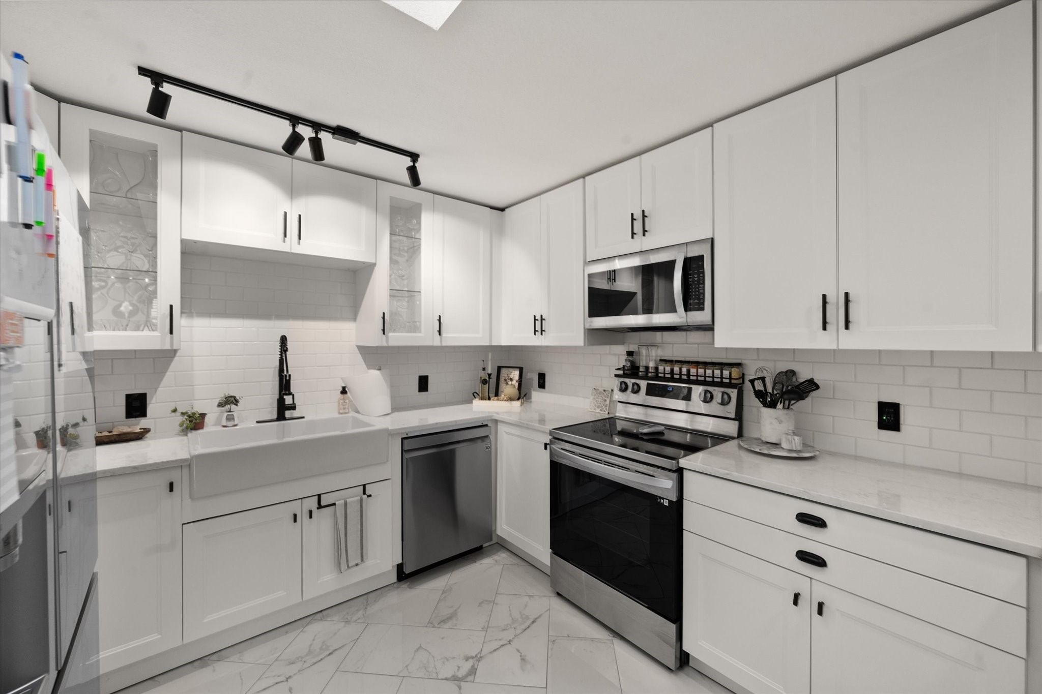 7027 Snowivy Court