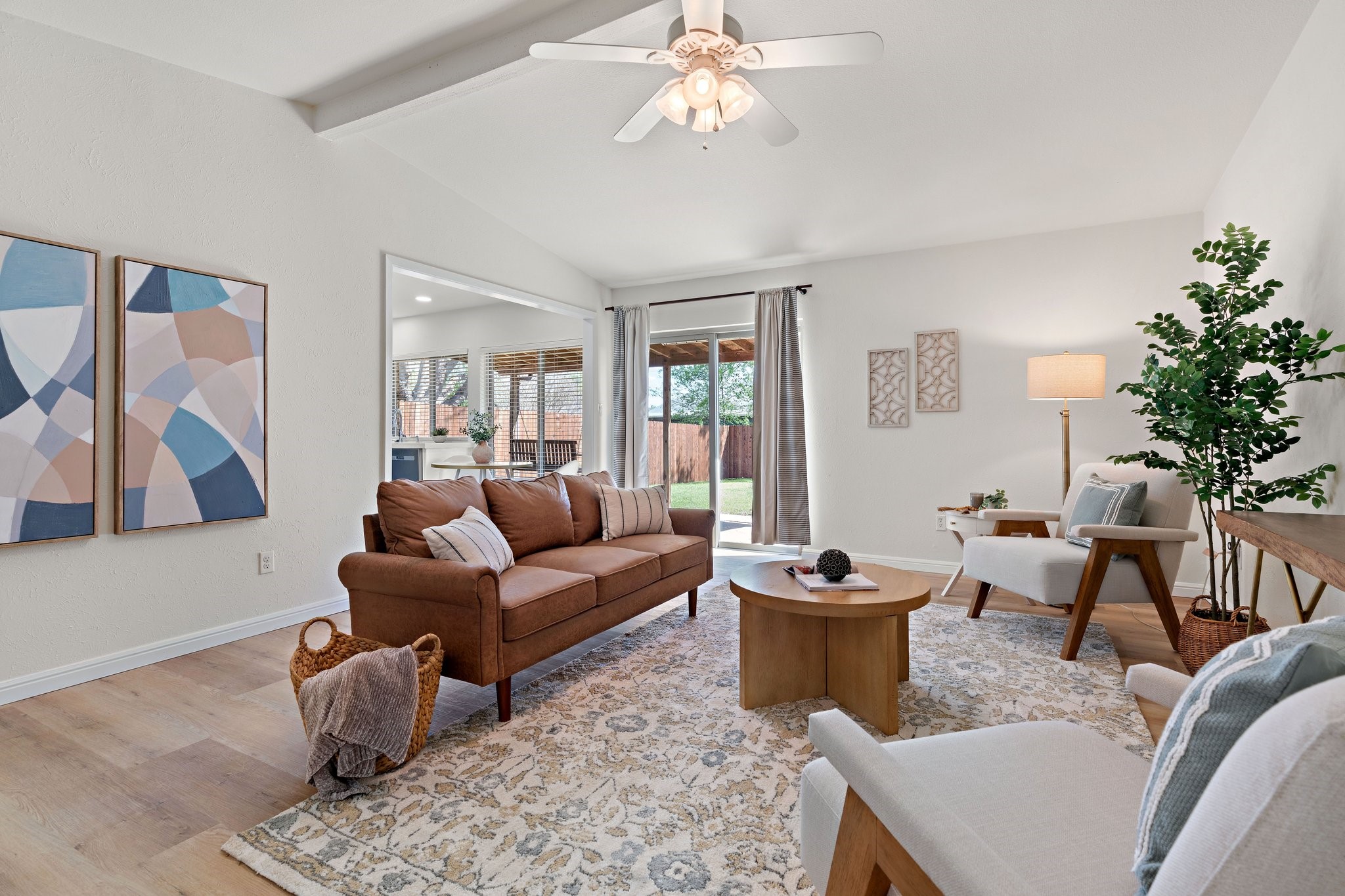 1512 Palisades Drive